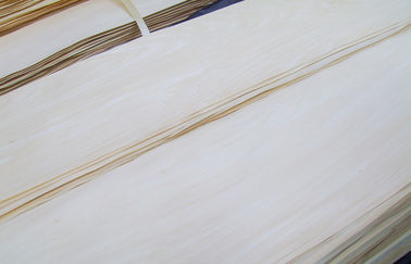 แผ่นไม้วีเนียร์ตัดไม้แบบธรรมชาติ Basswood MDF สำหรับไม้อัด