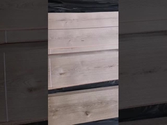 ไม้วีเนียร์ไม้โอ๊คขาวอเมริกันแบบผูกปม