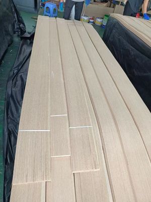 แผ่นฟูเนียร์ตัดสี่เหลี่ยมอเมริกัน White Oak หนา 0.5 มม สําหรับพลายเวย์