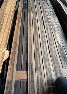 คุณภาพดีที่สุดธรรมชาติตัด Ebony Wood Veneer Sheet สําหรับพลายเวย์