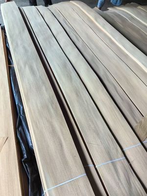 คุณภาพสูง รัสเซีย Elm Quarter Cut Veneer Sheet สําหรับเฟอร์นิเจอร์