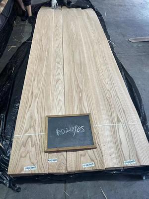 แผ่นไม้วีเนียร์ไม้โอ๊คยังไม่เสร็จ พื้นผิวเรียบ สำหรับโครงการเฟอร์นิเจอร์ไม้โอ๊คแบบกำหนดเอง